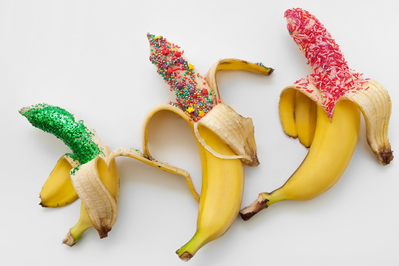 Banany jako symbol różnych rozmiarów penisów