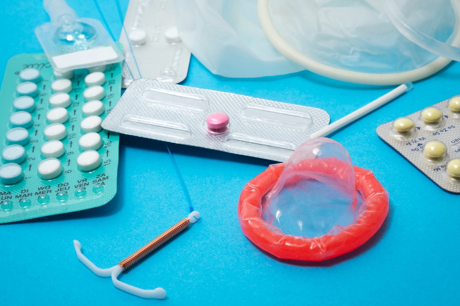 Różne środki antykoncepcyjne: Czym jest wskaźnik Pearla i jak się go oblicza?